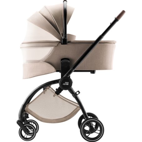 Britax Römer Rio Style babakocsi szett (Rio babakocsi + mózeskosár) ajándék Baby-Safe Core hordozó + bázis -Teak