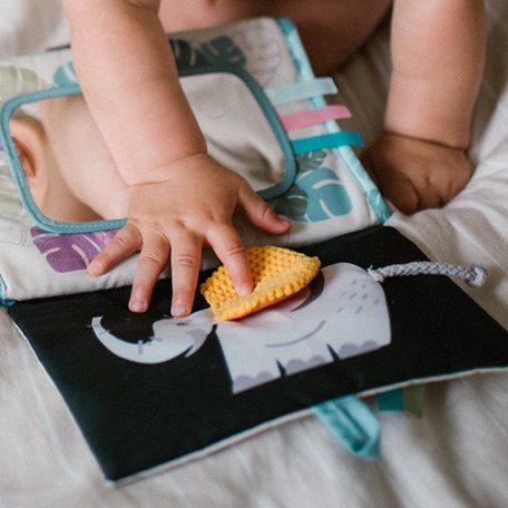 Baby Ono Sensory book SAFARI 0+hó 