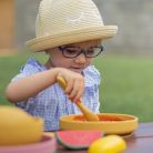 PETITE&MARS Szilikon tányér tapadókoronggal TAKE&MATCH Intense Ochre 6m+