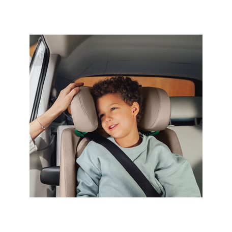 Britax Römer Safefix Classic gyerekülés 100-150 cm - Deep Black