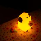 MARY'S Led Éjjeli lámpa - Kapibara virággal