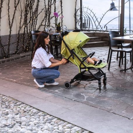 Chicco TROLLEYme babakocsi automata zárral  0h + Lime