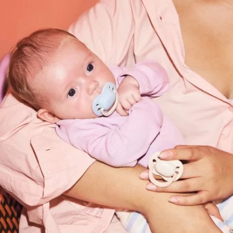 Tommee Tippee Newborn Újszülött szilikon cumi 0-2 hó 2 db - Kék/Krém