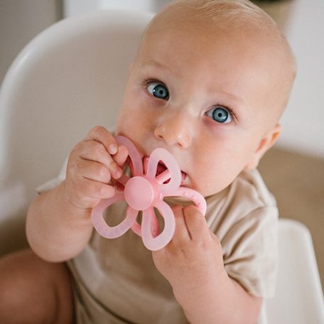 BabyOno rágóka flower rózsaszín 0+ hó