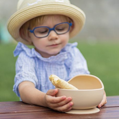 P&M Szilikon tál tapadókoronggal TAKE&MATCH  Bitter Cocoa 6m+