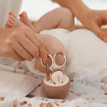 BabyOno manikűr készlet tokban - bézs