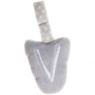 Artesavi  plüss "V" betű - babakocsi csörgőre