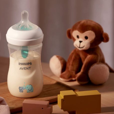 Philips AVENT Natural Response with Airfre 260 ml cumisüveg 1hó+ zsiráf 