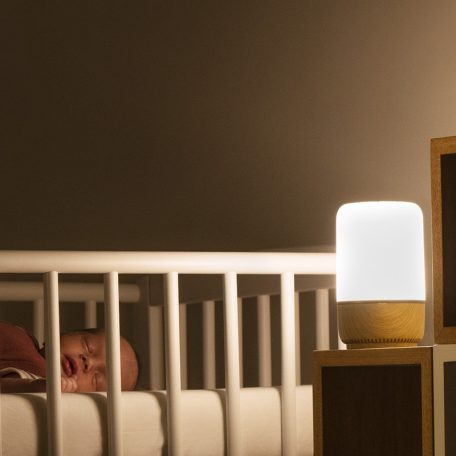 Maxi-Cosi Zenélő éjjeli fény WiFi kapcsolattal
mobil applikációval