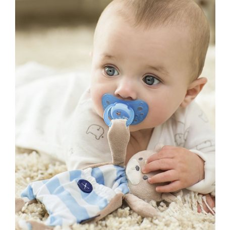 Chicco Pocket Friend szundikendő cumitartópánttal -  kék